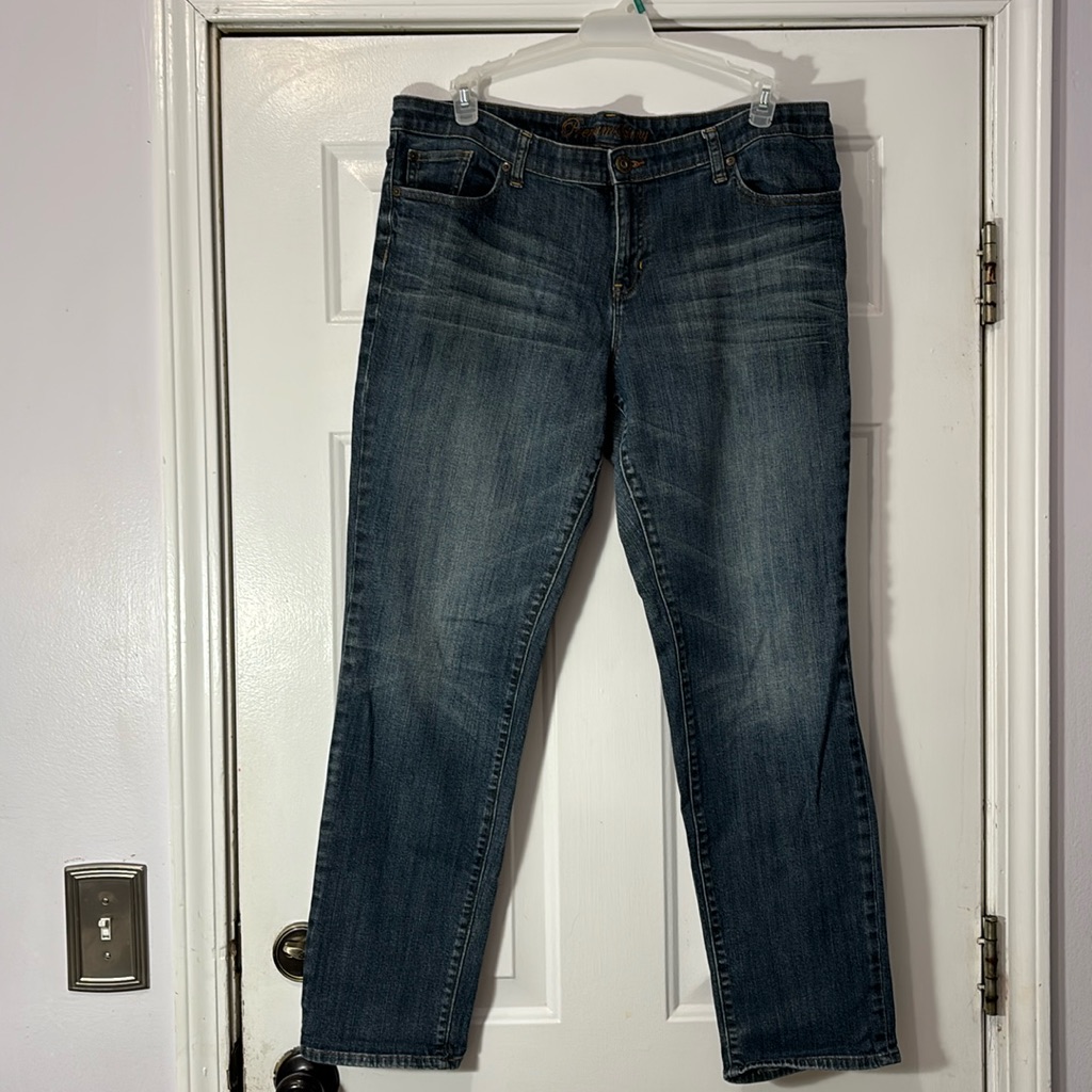 Gap Brand Jeans Size 1833
